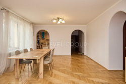  . 52-58 (.)   280 2  5