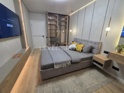 Продаж 2-кімнатної квартири з дизайнерським ремонтом вул. Всеволодова Змієнка, 15/23 фото 1 Продаж 2-кімнатної квартири з дизайнерським ремонтом вул. Всеволодова Змієнка, 15/23 фото 1