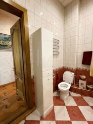 Трикімнатна квартира у самому серці Києва. Будинок пам'ятник архітектури. фото 7 Трикімнатна квартира у самому серці Києва. Будинок пам'ятник архітектури. фото 7