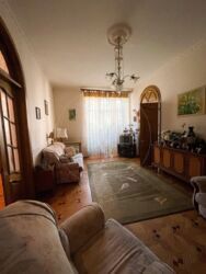 Трикімнатна квартира у самому серці Києва. Будинок пам'ятник архітектури. фото 1 Трикімнатна квартира у самому серці Києва. Будинок пам'ятник архітектури. фото 1