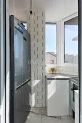 ������ 4-������� ��������� �������� � �� ��������� ���� 21