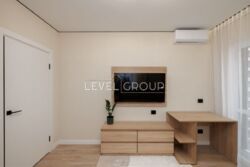 Продається нова, стильна квартира з двома окремими кімнатами! фото 10 Продається нова, стильна квартира з двома окремими кімнатами! фото 10