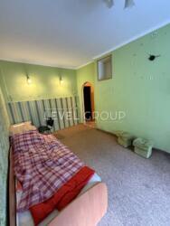 Пропонується до продажу простора квартира на вул. Лондонська, 7 фото 10 Пропонується до продажу простора квартира на вул. Лондонська, 7 фото 10