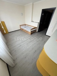 Продам 3-к квартиру з ремонтом по вул.Олени Пчілки,8 м.Позняки Дарницький район фото 6 Продам 3-к квартиру з ремонтом по вул.Олени Пчілки,8 м.Позняки Дарницький район фото 6