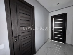 ������ 1 ��. �������� � �� 4U � ��������, 40�2 ���� 11