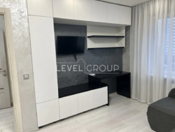 ������ 1-��. �������� � ��������, �� ���������� ���. ����� ������, 7, ��������, ������� ���� 3