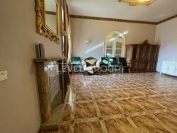 VIP-: 200²   .  4.     .  18