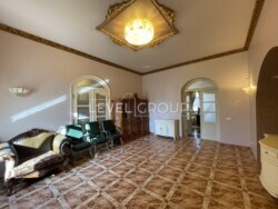 VIP-: 200²   .  4.     .  17