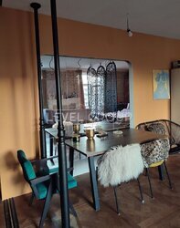  3  70 .   .   132  8