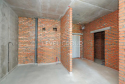  Edelweiss House 1 56,62  72   .  6