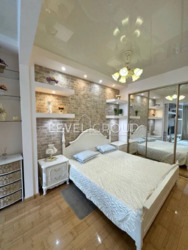 Продаж 1к 50м2 Французський квартал 1, видова фото 1 Продаж 1к 50м2 Французський квартал 1, видова фото 1