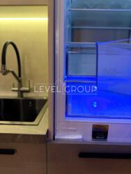 1     White Lines  17