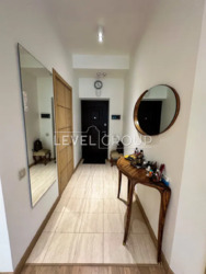 ЖК Смарагдовий: дизайнерська 2-кімнатна квартира з меблями та паркінгом фото 16 ЖК Смарагдовий: дизайнерська 2-кімнатна квартира з меблями та паркінгом фото 16