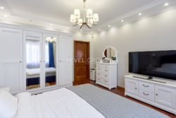 ������ 4-��. �������� � ������������ ������ �. ���, ���. �������-���������, 8. ���� 23