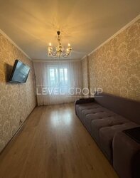 Продається трикімнатна квартира на вулиці Феодосійська 1-А. фото 2 Продається трикімнатна квартира на вулиці Феодосійська 1-А. фото 2