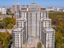   3       'Crystal Park Tower'  22