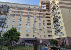 ������ 3� ������� �� ���.��������� 27/4 ���� 2