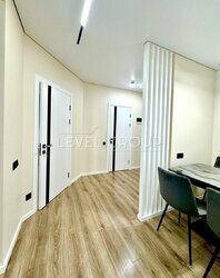 Продаж однокімнатної квартири з сучасним ремонтом та гарним оздобленням. фото 2 Продаж однокімнатної квартири з сучасним ремонтом та гарним оздобленням. фото 2