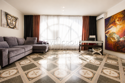 ������ ��������� 3-������� �������� � �� ROYAL HOUSE 162�2 ���� 6
