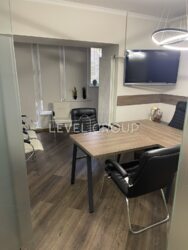 Продам квартиру з новим ремонтом на Тарасівській фото 4 Продам квартиру з новим ремонтом на Тарасівській фото 4