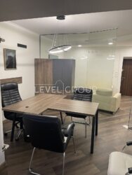 Продам квартиру з новим ремонтом на Тарасівській фото 5 Продам квартиру з новим ремонтом на Тарасівській фото 5