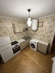 ��������� ������� 2-������� �������� � �������� ������ ����, ����� � ��������� ����� ����������( 650�) �� ��쳿�����(450�). ���� 1