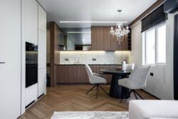 ����������� �� ������� ������� 1-������� �������� ������ 42 �² �� 13 ������ 21-����������� ������� � �� ����� ������ ���� 1
