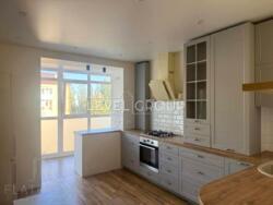 Пропонується 1-кімнатна простора світла квартира з індивідуальним опаленням в затишному ЖК 'Казка' фото 2 Пропонується 1-кімнатна простора світла квартира з індивідуальним опаленням в затишному ЖК 'Казка' фото 2