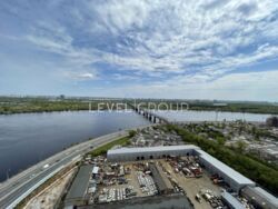      DOCK 32 1302  3