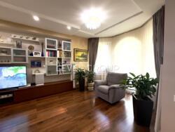 ���������� ���., 10 �� ������� �������� 3-������� �������� ������ 140,1 �2! ���� 7