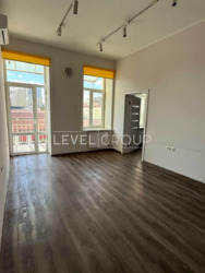 Продаж 4-кімнатної квартири біля метро «Олімпійська» фото 2 Продаж 4-кімнатної квартири біля метро «Олімпійська» фото 2