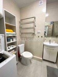 Продається 2к квартира . 67м2. Варшавський мікрорайон фото 2 Продається 2к квартира . 67м2. Варшавський мікрорайон фото 2