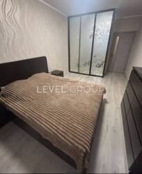 Продаж однокімнатної квартири в ЖК Варшавський мікрорайон фото 1 Продаж однокімнатної квартири в ЖК Варшавський мікрорайон фото 1