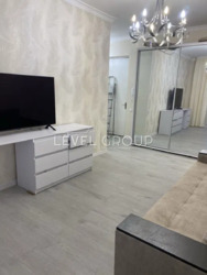 Продаж 2 кімнатної квартири з капітальним ремонтом, Лобановського 57. Солом'янський район. фото 2 Продаж 2 кімнатної квартири з капітальним ремонтом, Лобановського 57. Солом'янський район. фото 2