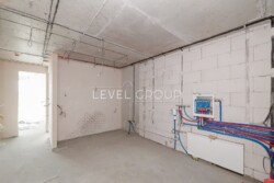     4       'Podil Plaza & Residence'  . 73  16