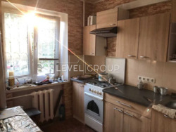 ��������� 2-� �������� �� �������� ���������, 18 � �������� ����, � ������ �����������. ���� 1