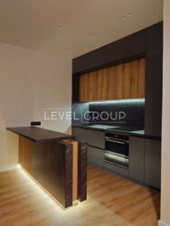  2-    SKY AVENUE  9