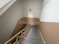 VIP-: 200²   .  4.     .  24