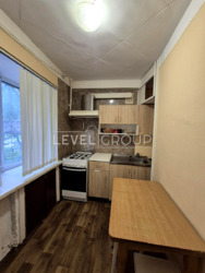 Продаж 1-кімнатної квартири з ремонтом (32,0 м2) в будинку за адресою вул. Кирилівська, 129. фото 1 Продаж 1-кімнатної квартири з ремонтом (32,0 м2) в будинку за адресою вул. Кирилівська, 129. фото 1