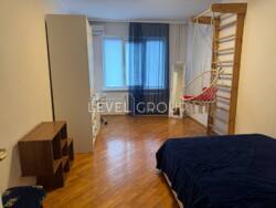 Продаж 2-кімнатної квартири з ремонтом на Харківському шосе, 56 фото 8 Продаж 2-кімнатної квартири з ремонтом на Харківському шосе, 56 фото 8