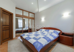 Продаж 4-кімнатної дворівневої квартири на Дарвіна фото 6 Продаж 4-кімнатної дворівневої квартири на Дарвіна фото 6