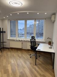 ������ �������� �� ���. �����������, 10 (�. ˳���������). ���� 7