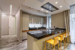 Продам 3к квартиру з якісним дизайнерським ремонтом у центрі Києва по вулиці Шота Руставелі, 27 фото 5 Продам 3к квартиру з якісним дизайнерським ремонтом у центрі Києва по вулиці Шота Руставелі, 27 фото 5