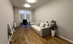      '  3