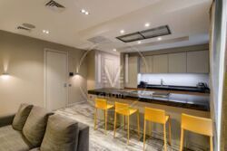 Продам 3к квартиру з якісним дизайнерським ремонтом у центрі Києва по вулиці Шота Руставелі, 27 фото 4 Продам 3к квартиру з якісним дизайнерським ремонтом у центрі Києва по вулиці Шота Руставелі, 27 фото 4