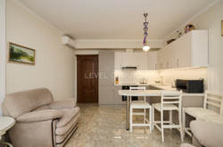    3-    4 , .  () 3  6