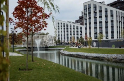 ��������� �������� �� ������������� 2-������� �������� � �������-���� �� Paradise Avenue ���� 3