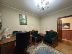 ������ 4 ��. ��������, 107,3 �2, ���. �����������, 13� + ����� ���� 18