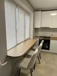 ������ 3-������� �������� �� ���. �������-�������� ���� 17