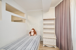    3-    4 , .  () 3  21